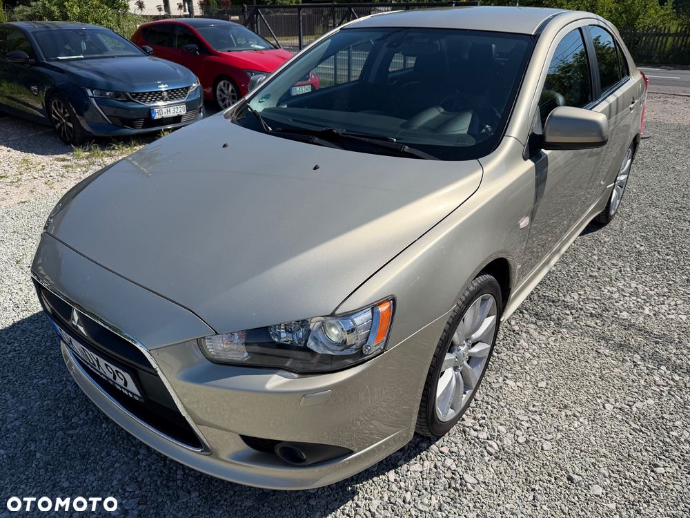 Mitsubishi Lancer 1.8 CVT Instyle - 11