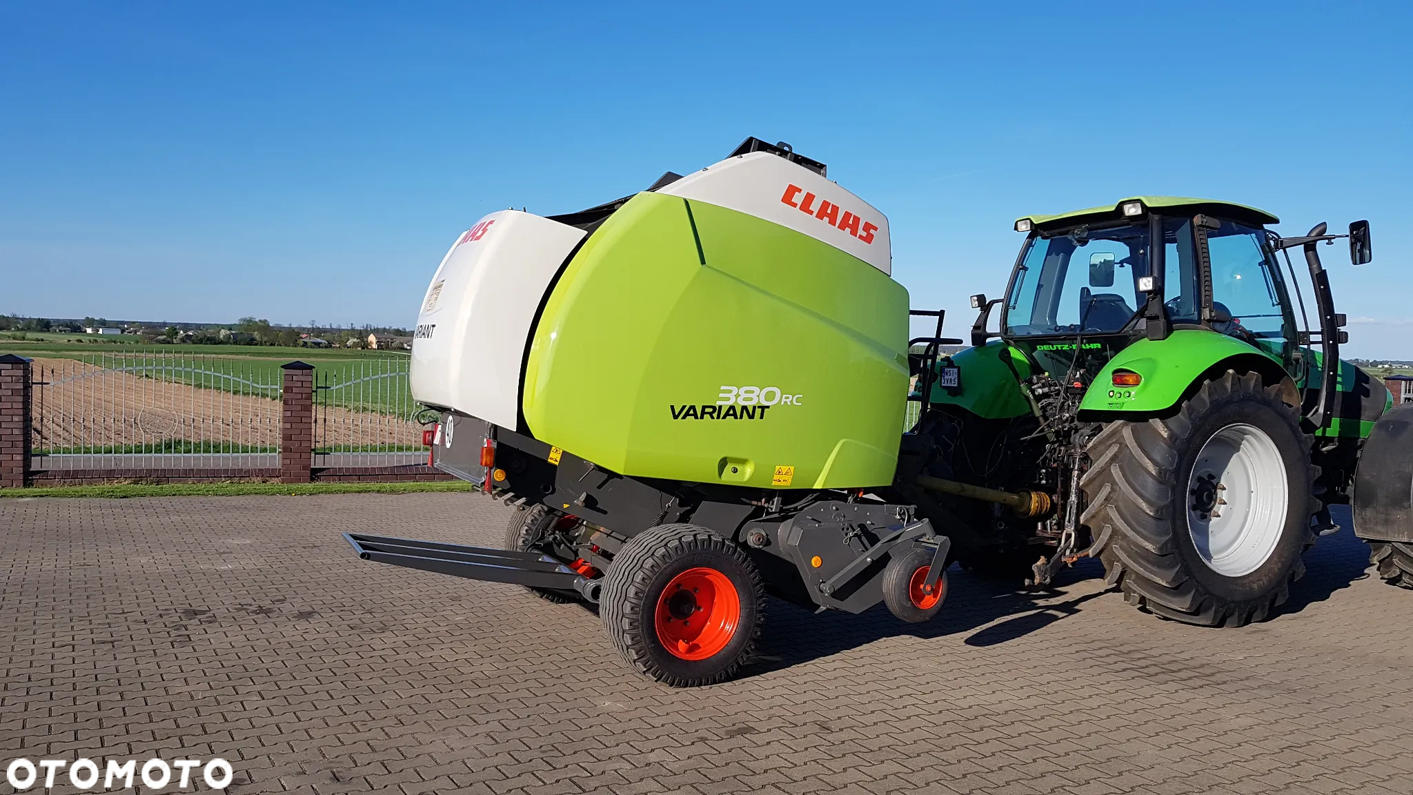 Claas VARIANT 380 RC 2012R - 10