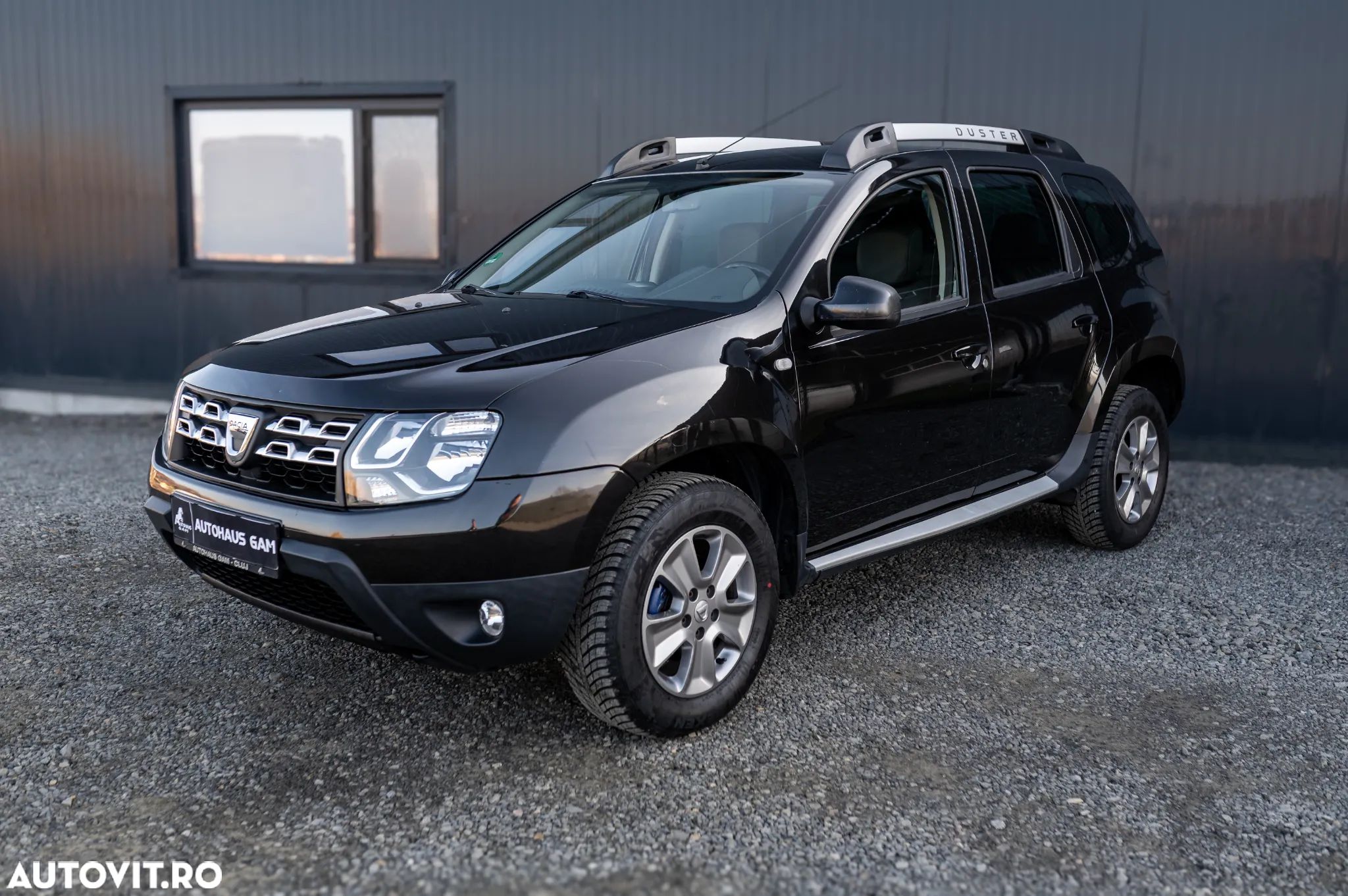 Dacia Duster 1.2 TCe 4x2 Laureate - 1