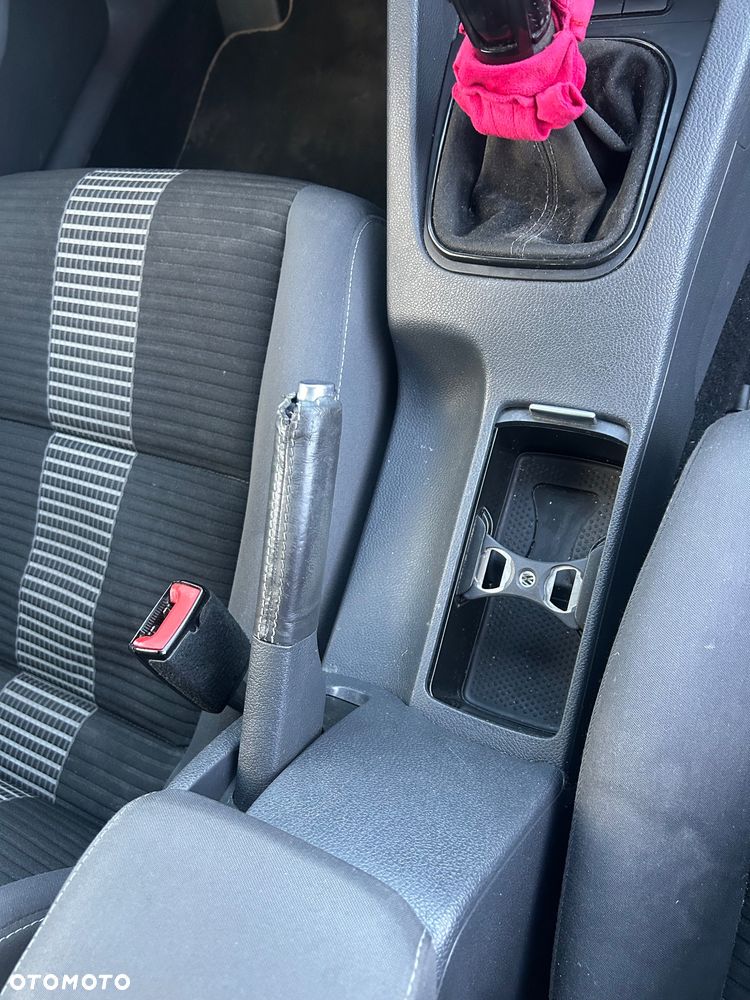 Volkswagen Golf - 19
