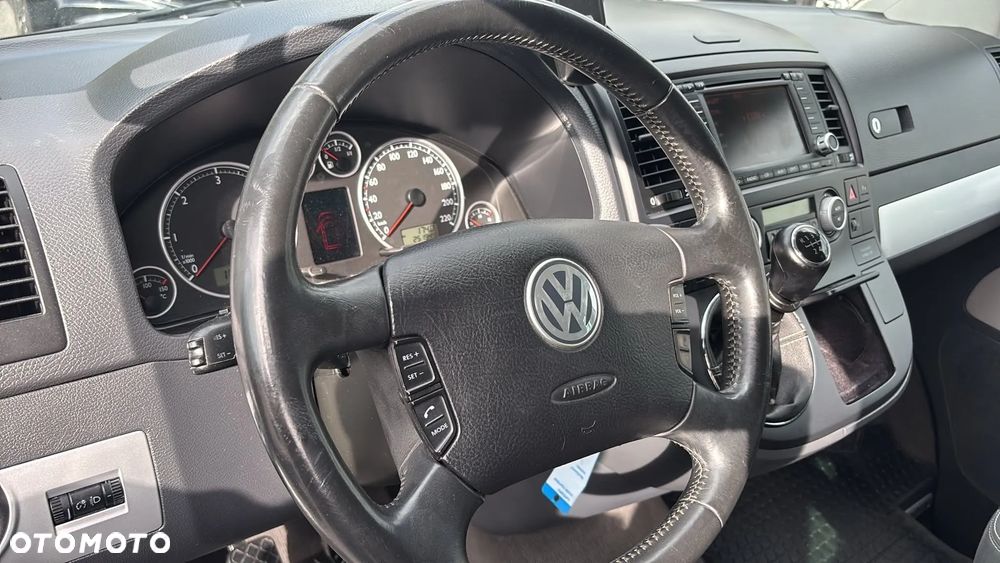 Volkswagen Multivan L1 United - 15