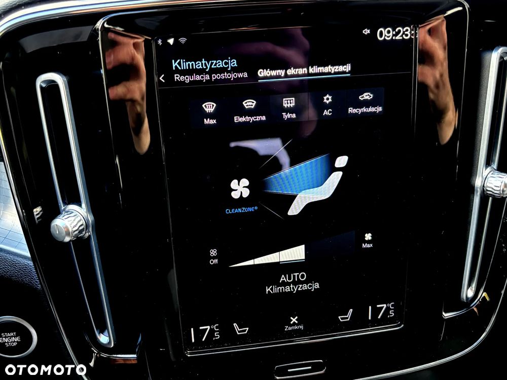 Volvo XC 40 B4 B Geartronic Momentum Pro - 25