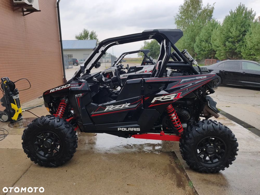 Polaris RZR - 22