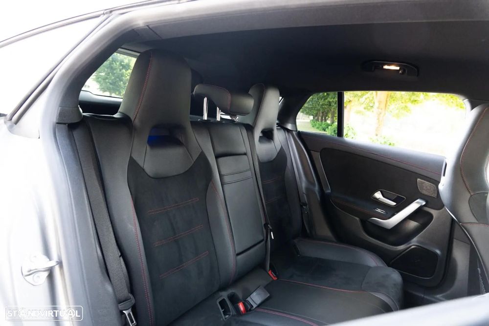 Mercedes-Benz CLA 180 d 7G-DCT AMG Line - 23