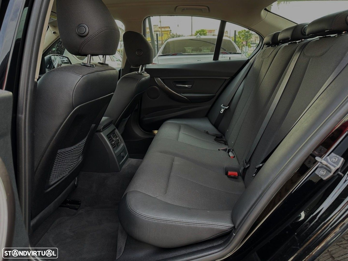 BMW 318 d Auto Line Modern - 40