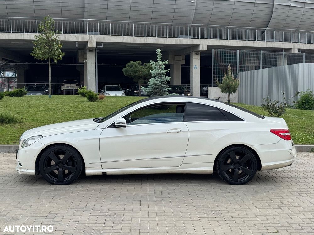 Mercedes-Benz E 220 CDI DPF BlueEFFICIENCY 7G-TRONIC Avantgarde - 3