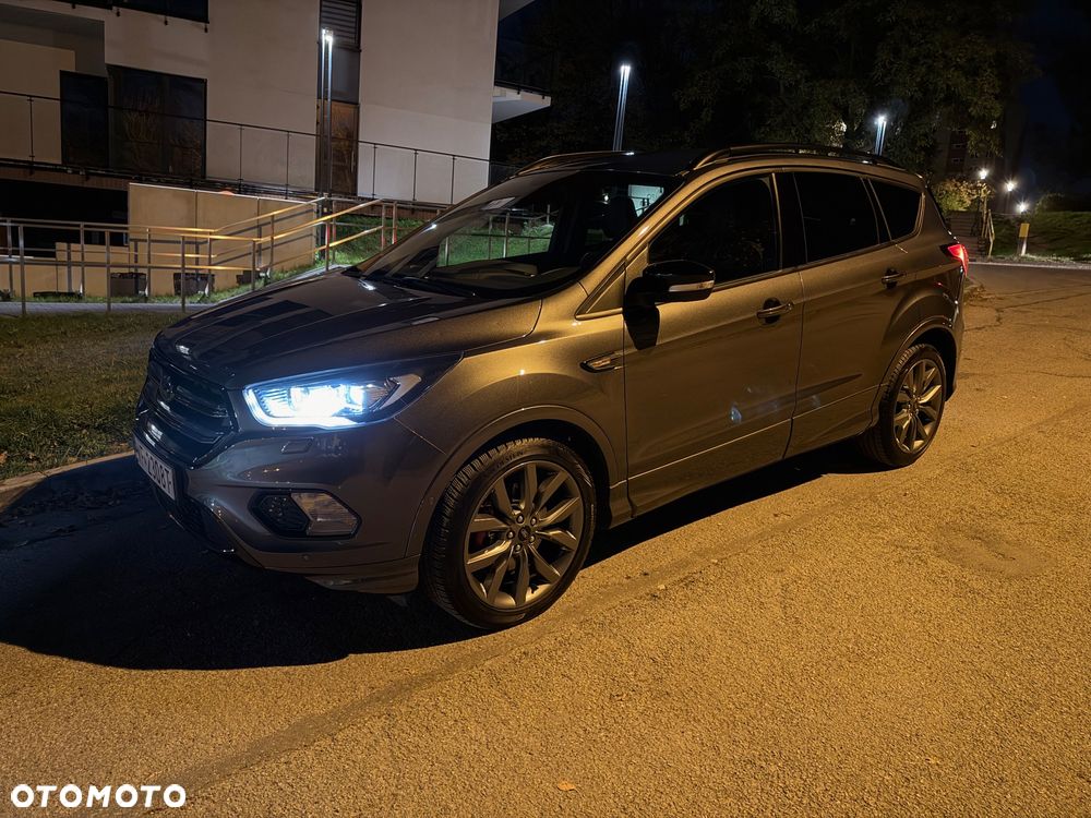 Ford Kuga - 9