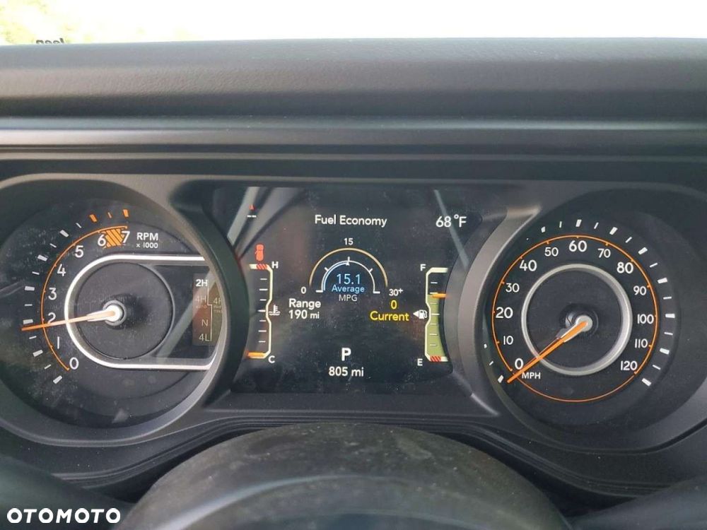 Jeep Wrangler - 10