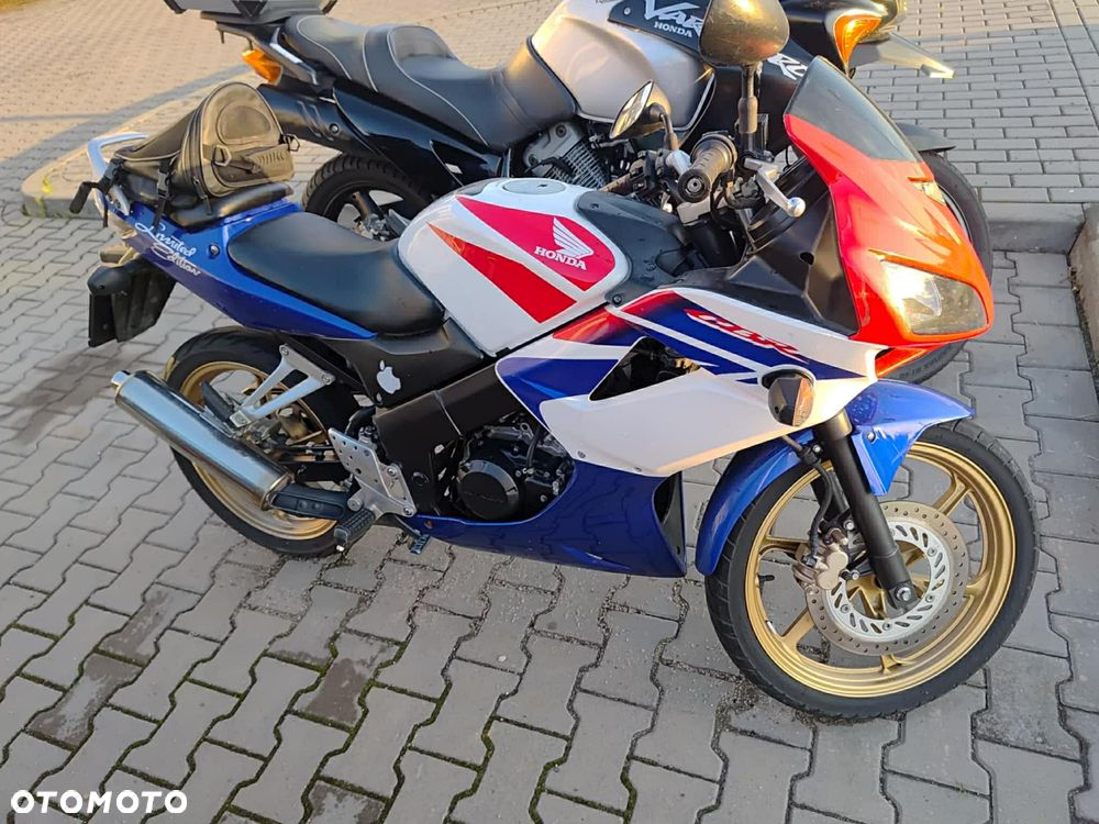 Honda CBR - 3