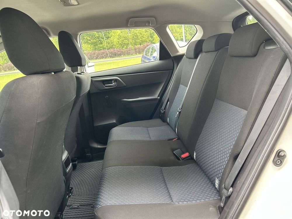 Toyota Auris 1.33 VVT-i Active - 19