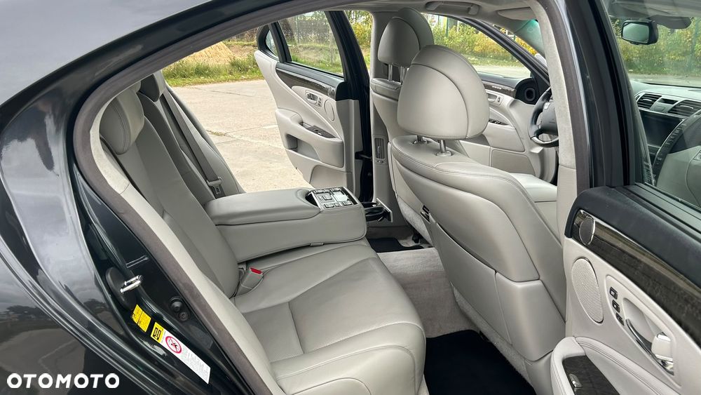 Lexus LS - 19