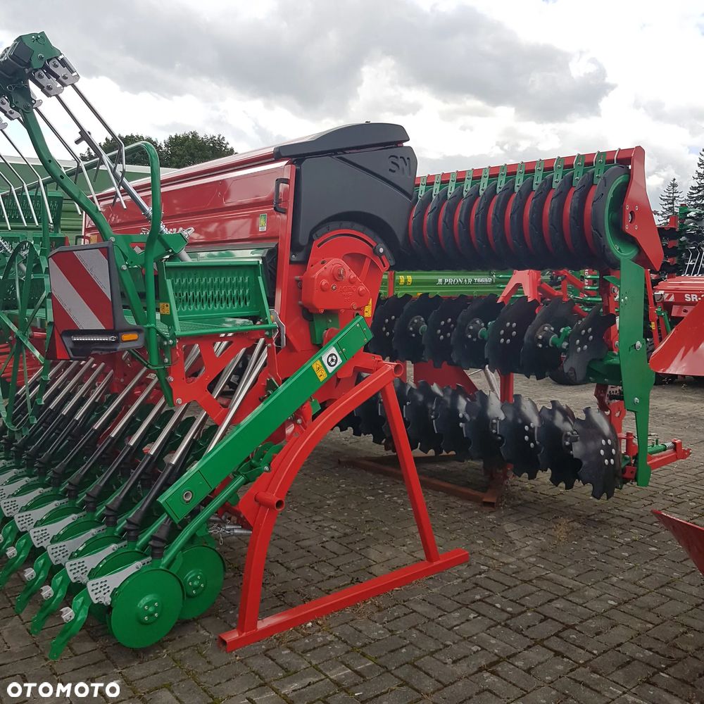 Agro-Masz SN301+ANT30 - 3