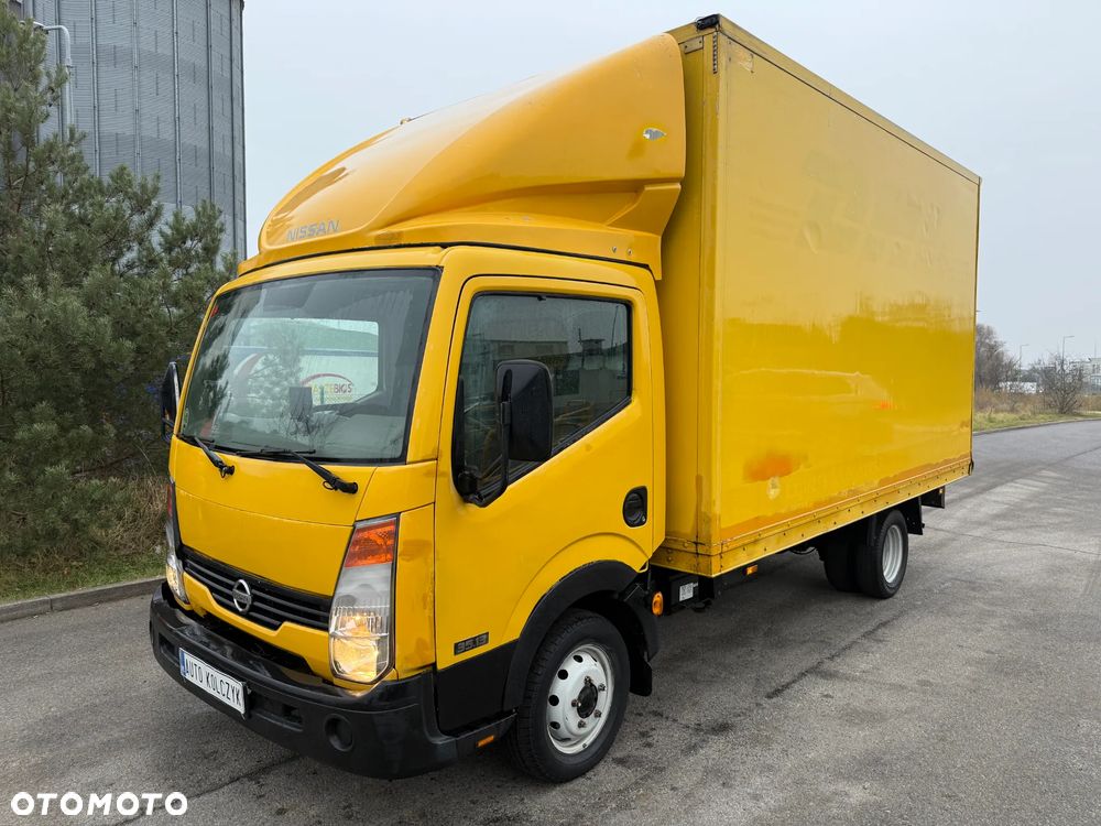 Nissan Cabstar - 1