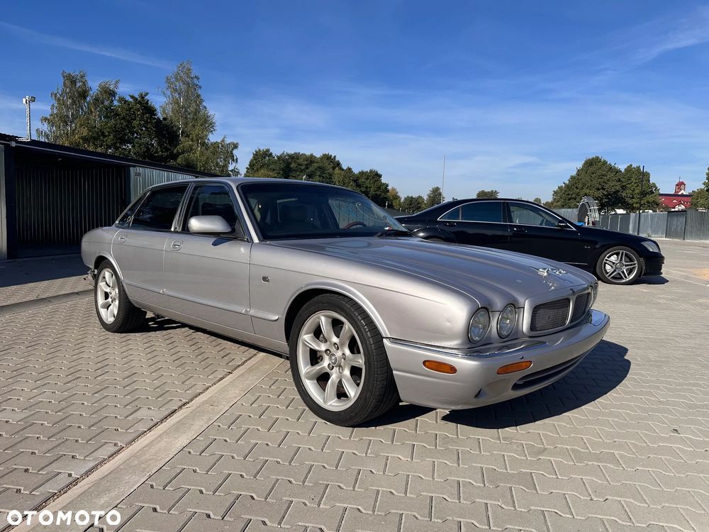 Jaguar XJR Standard - 2