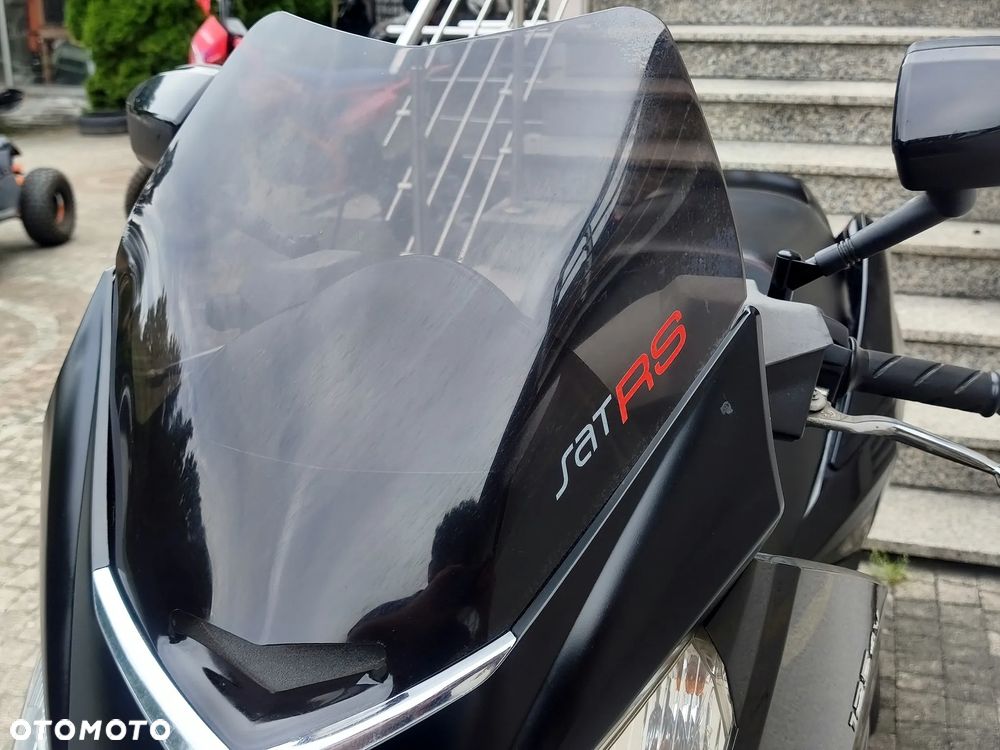 Peugeot Satelis - 9