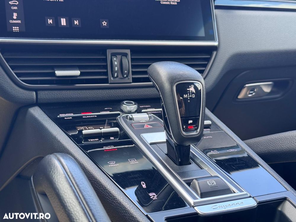 Porsche Cayenne Tiptronic S - 22