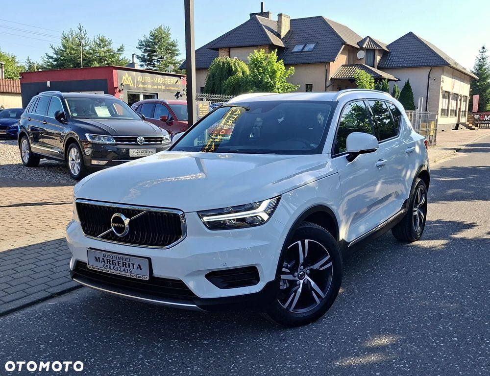Volvo XC 40 D3 SCR Momentum Core