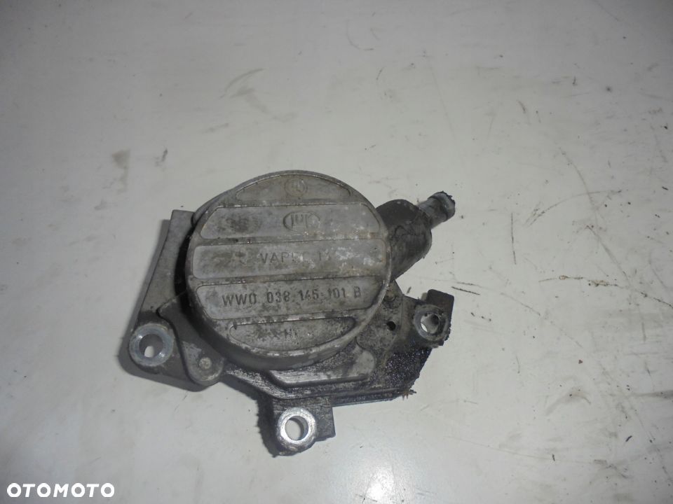 VACUM POMPA VW SEAT SKODA AUDI 1.9 TDI 038145101B - 1