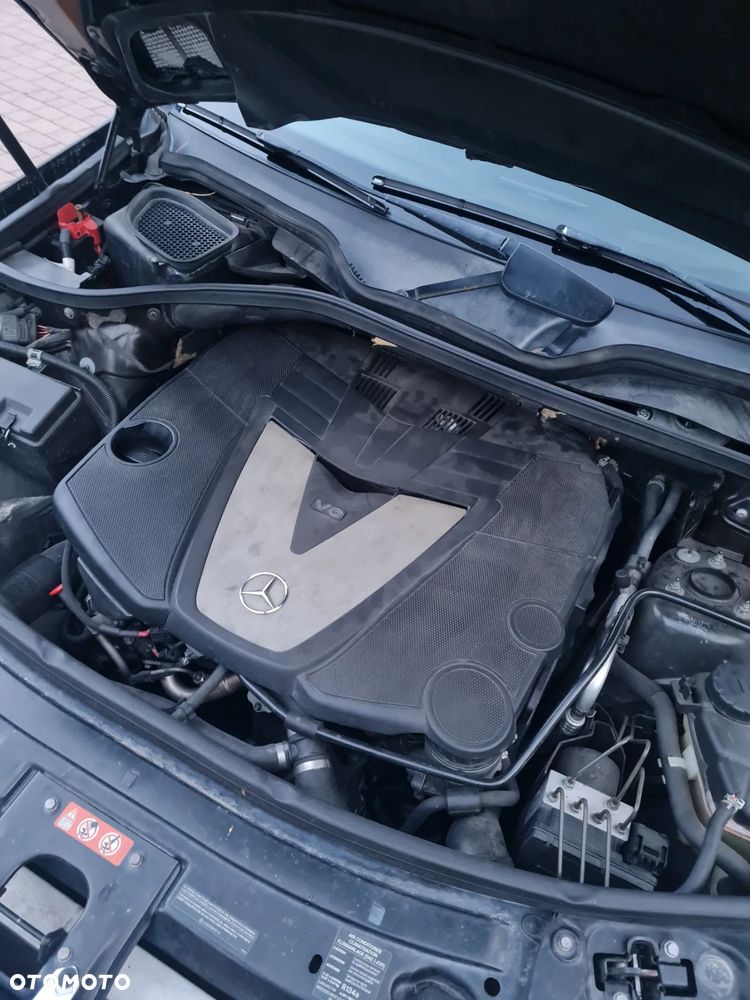 Mercedes-Benz ML 320 CDI 4Matic 7G-TRONIC Edition 10 - 15