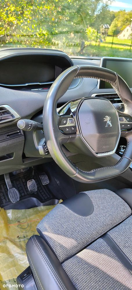Peugeot 3008 1.2 PureTech Allure S&S - 2