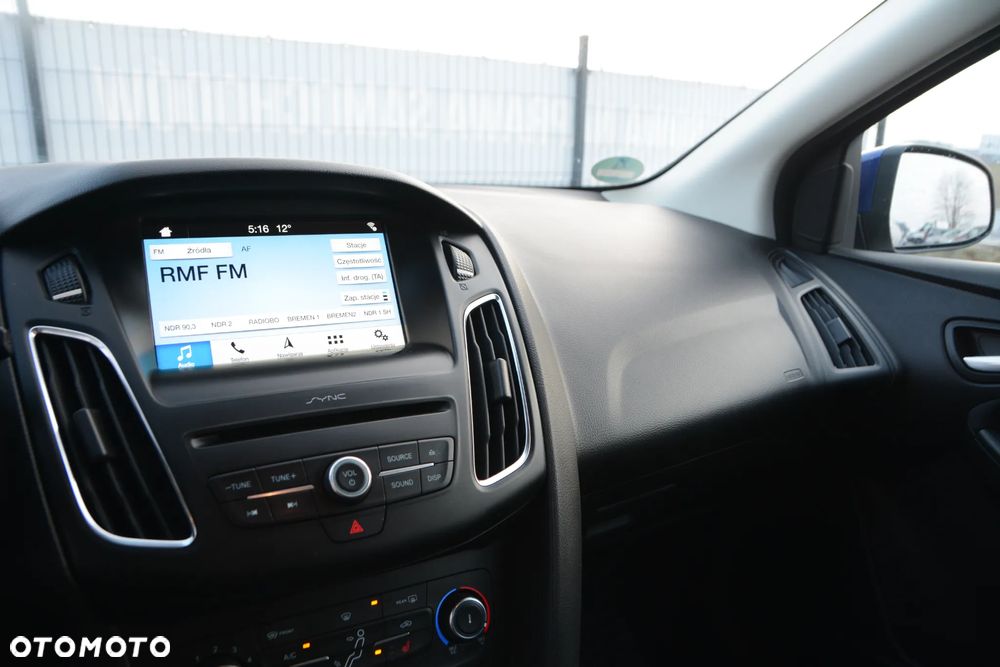 Ford Focus - 28