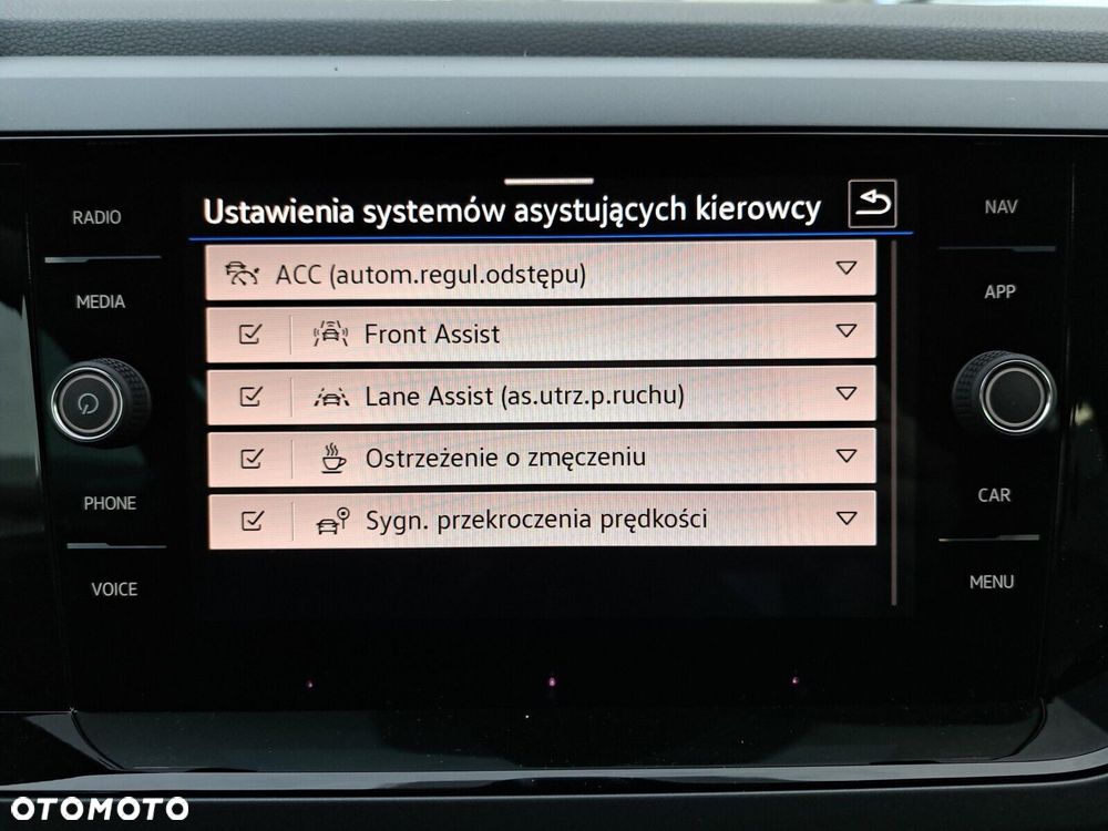 Volkswagen Taigo - 29