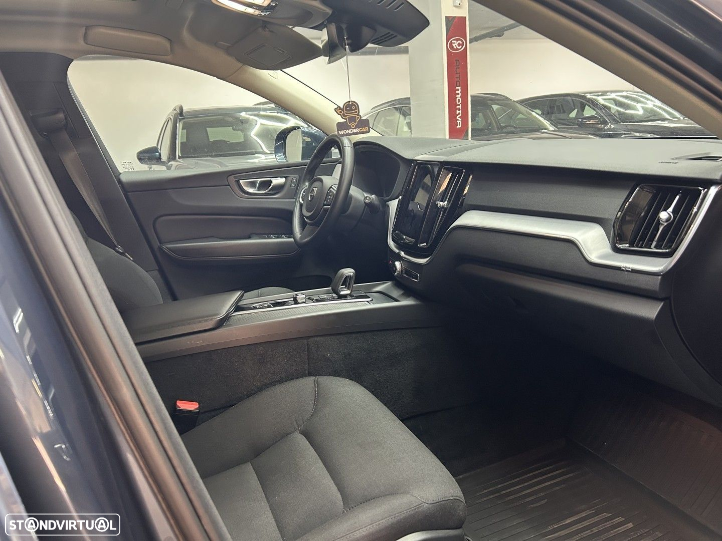 Volvo XC 60 2.0 T6 PHEV Inscription Expression AWD - 17