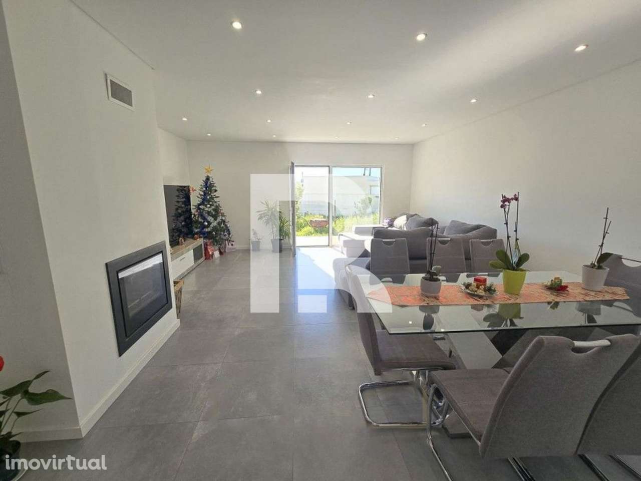 Moradia Isolada T5 na Abrunheira, Sintra - Grande imagem: 4/34