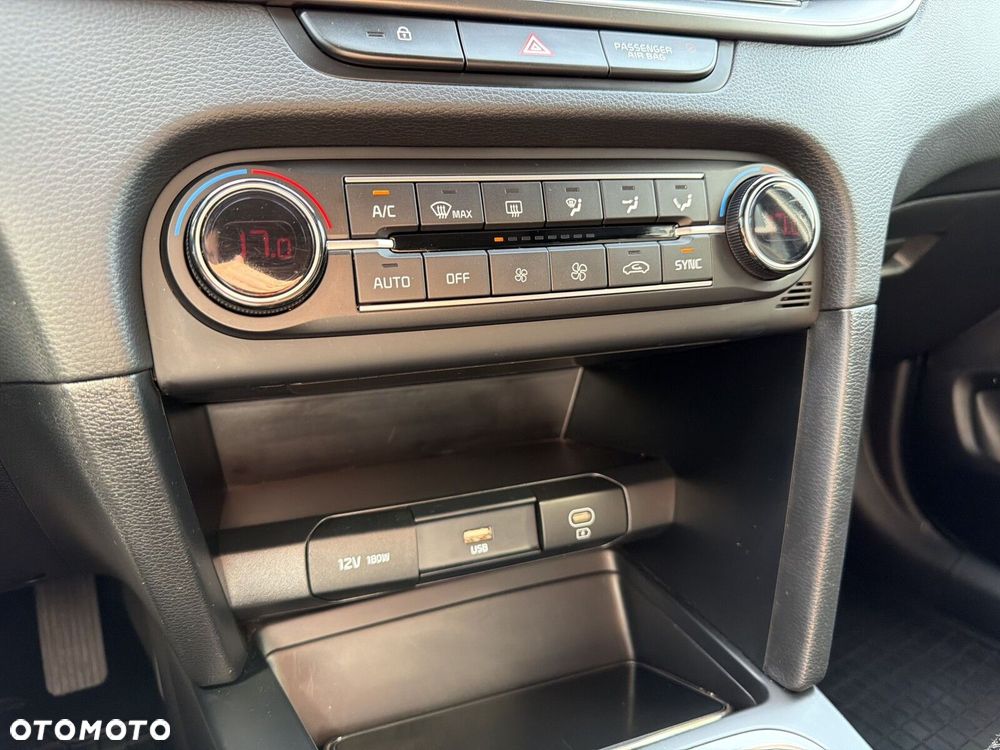 Kia XCeed 1.5 T-GDI M DCT - 25