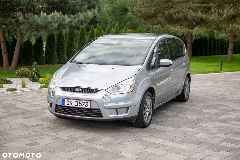 Ford S-Max - 8