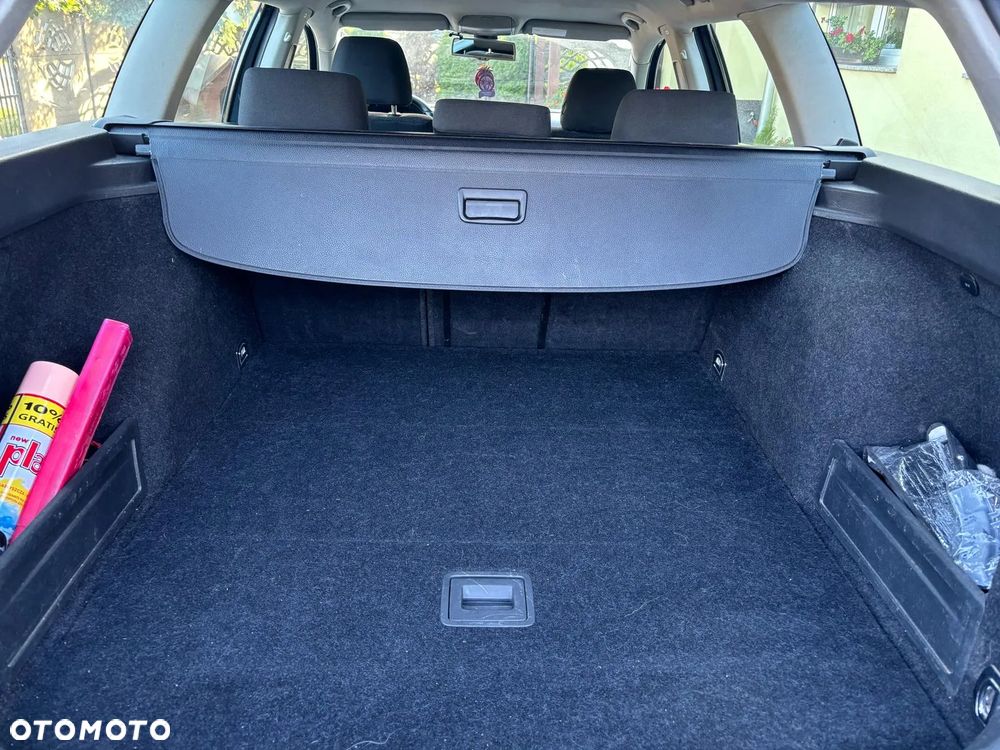 Volkswagen Passat 2.0 TDI DPF Comfortline - 3