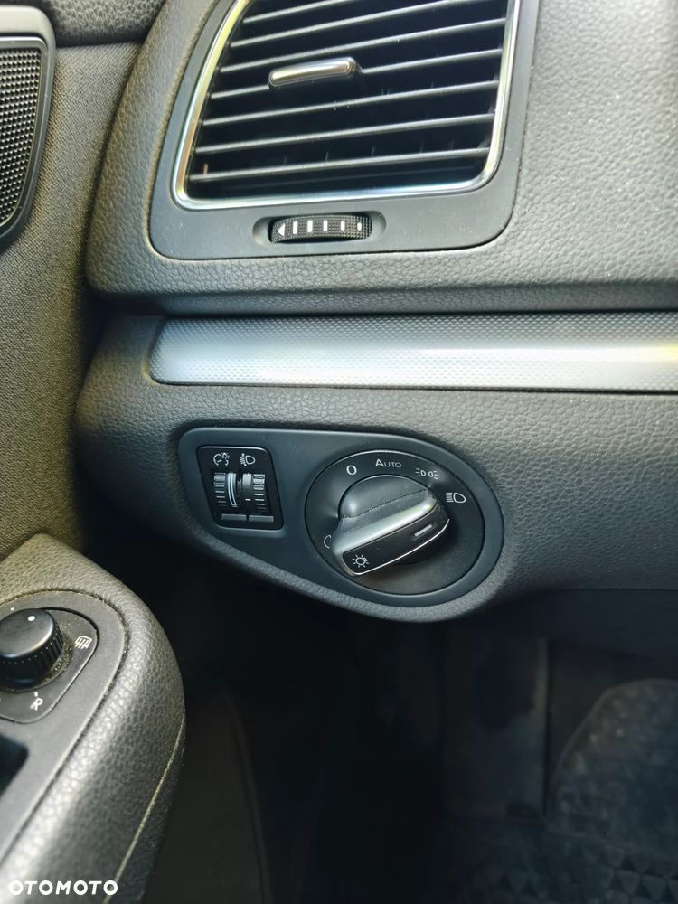 Volkswagen Sharan 2.0 TDI Trendline DSG - 12