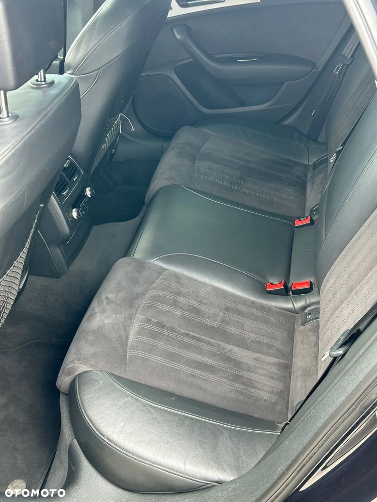 Audi A6 Avant 2.0 TDI Ultra S tronic - 10