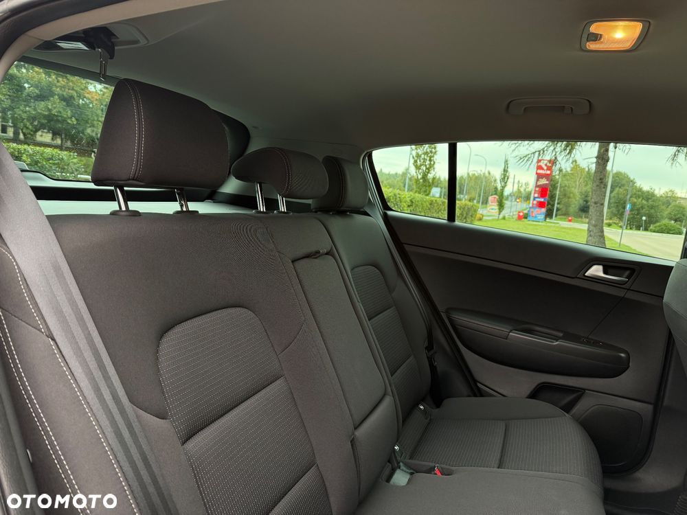 Kia Sportage 1.6 GDI 2WD Dream-Team Edition - 34