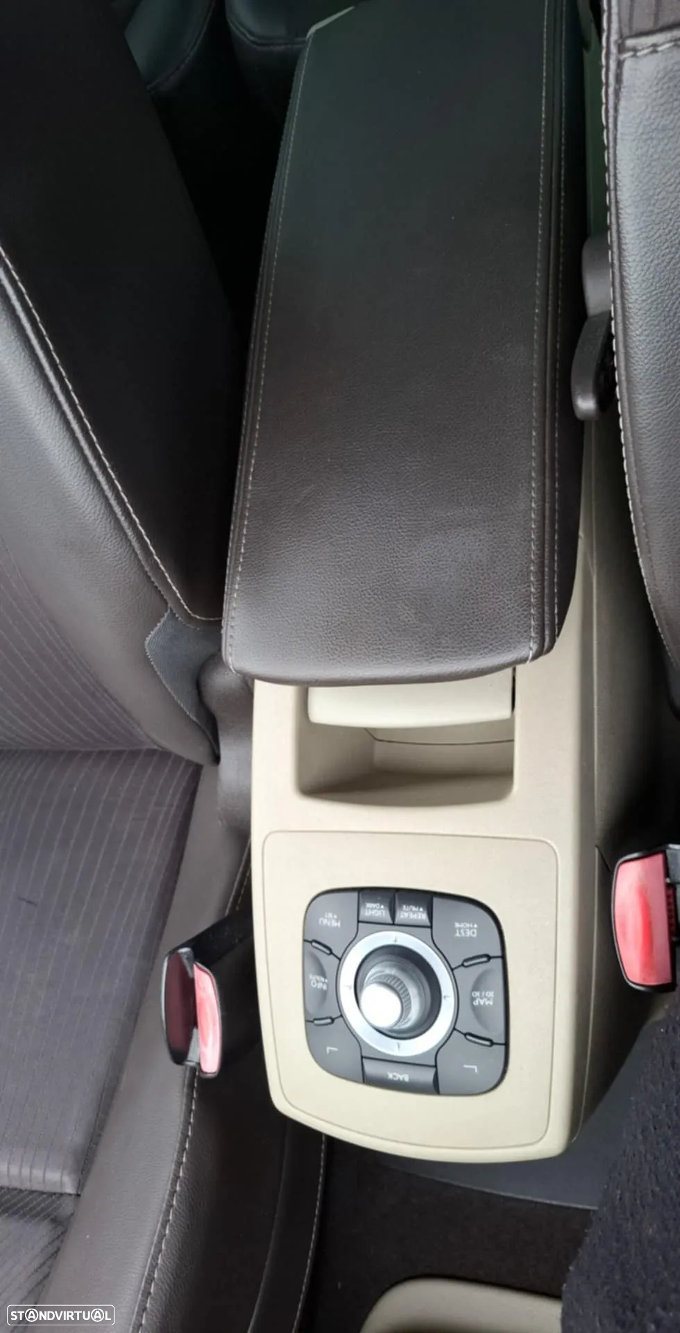 Renault Scénic 1.5 dCi Dynamique S - 16