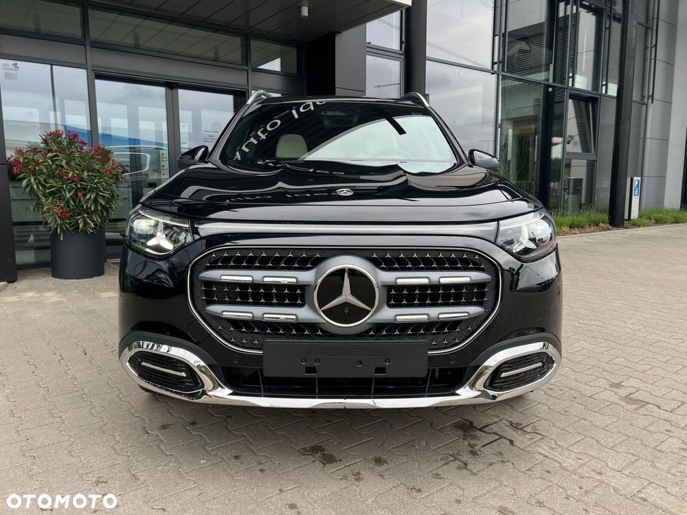 Mercedes-Benz GLB - 6