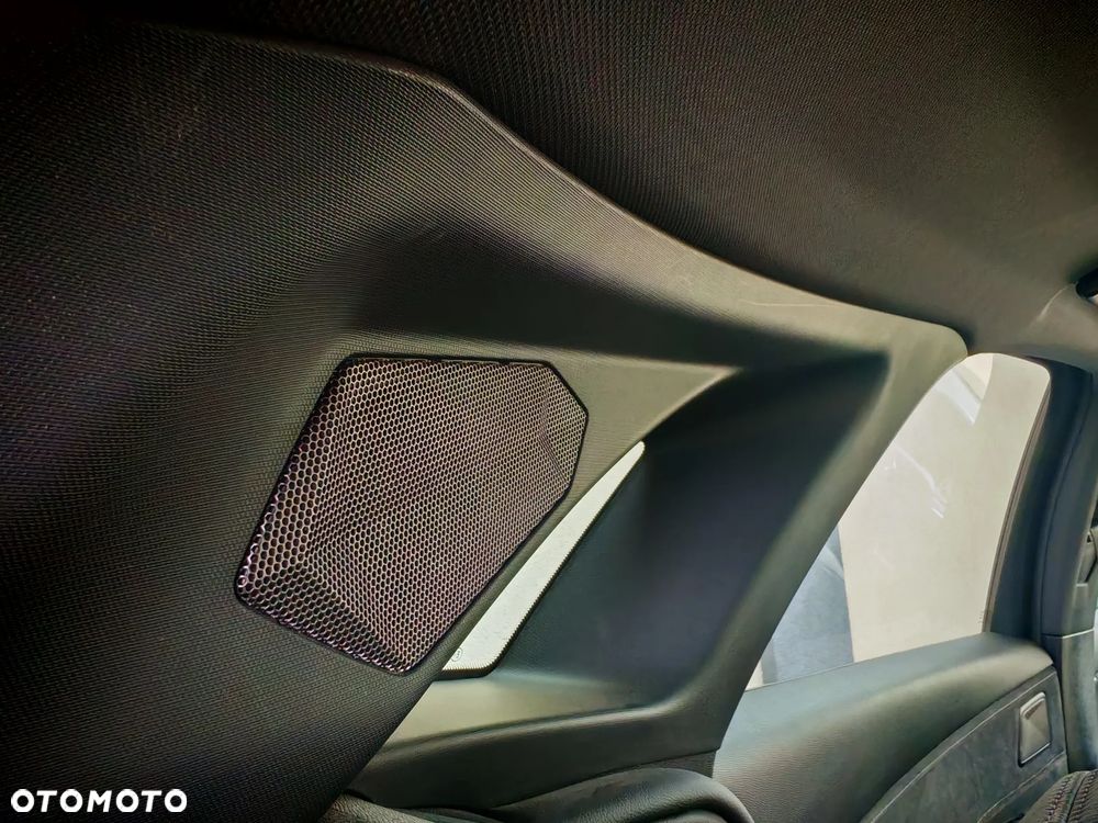 DS Automobiles DS 7 Crossback 1.6 E-Tense 4x4 Performance Line + - 25