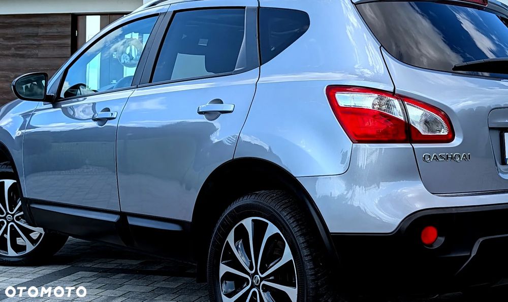 Nissan Qashqai 1.6 360 - 15