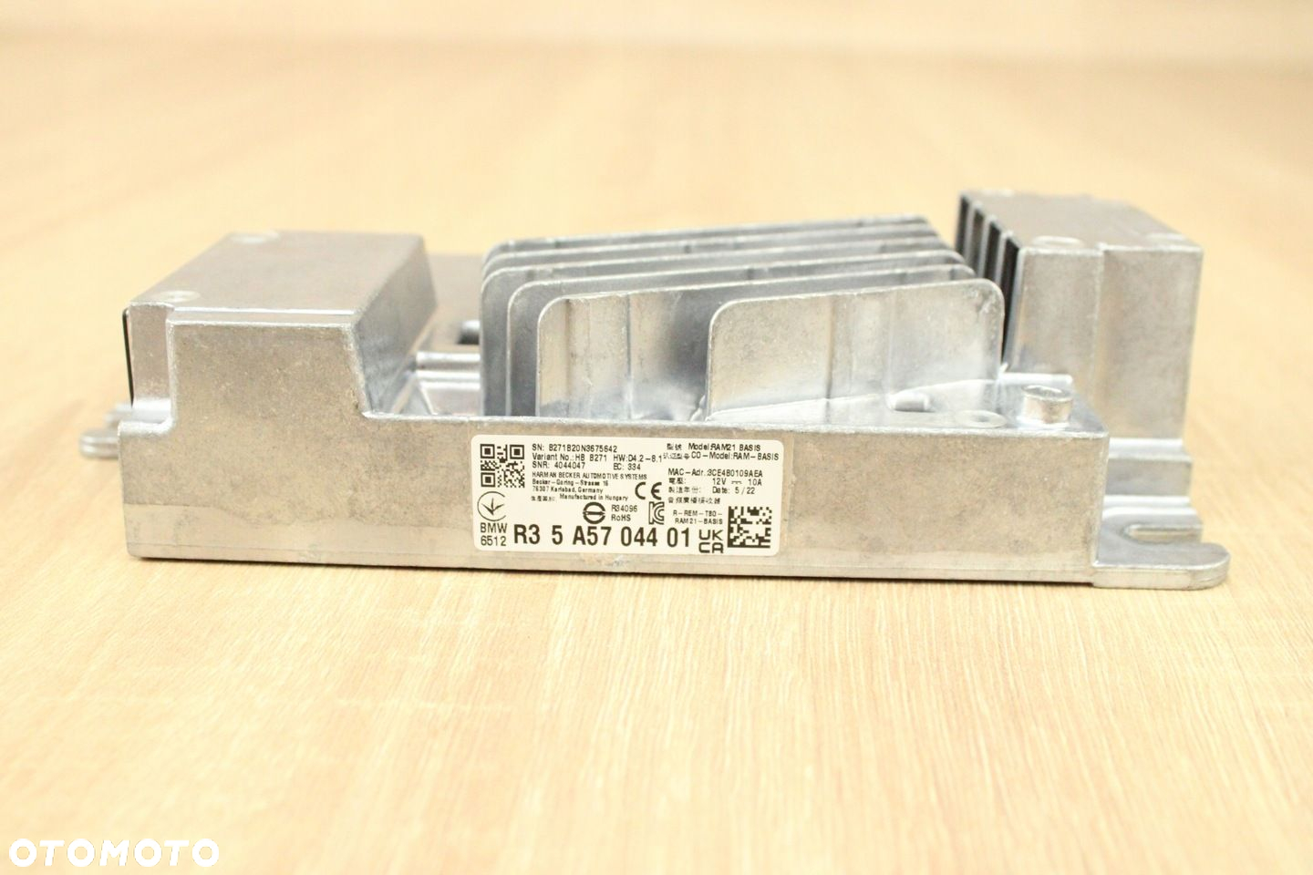 ORYGINALNY WZMACNIACZ HIFI BMW G26 G30 G11 G05 G07 5A57044 17km - 5