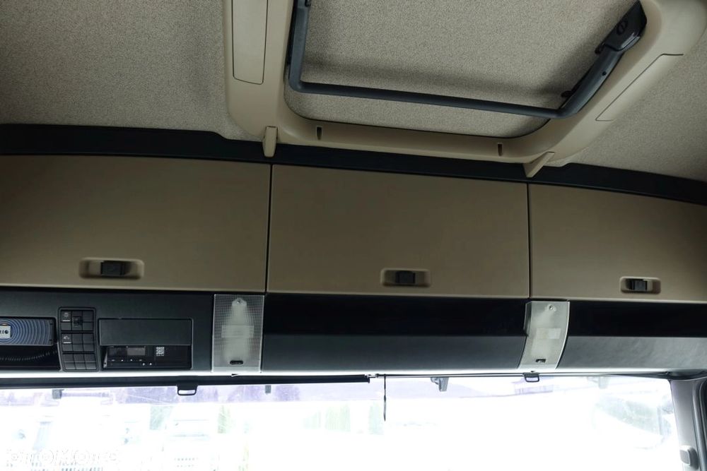 MAN TGX 18.500 EURO 6 4X2 LLS-U XLX / MEGA / AUTOMAT / RETARDER / 2 ZBIORNIKI / LODÓWKA - 21