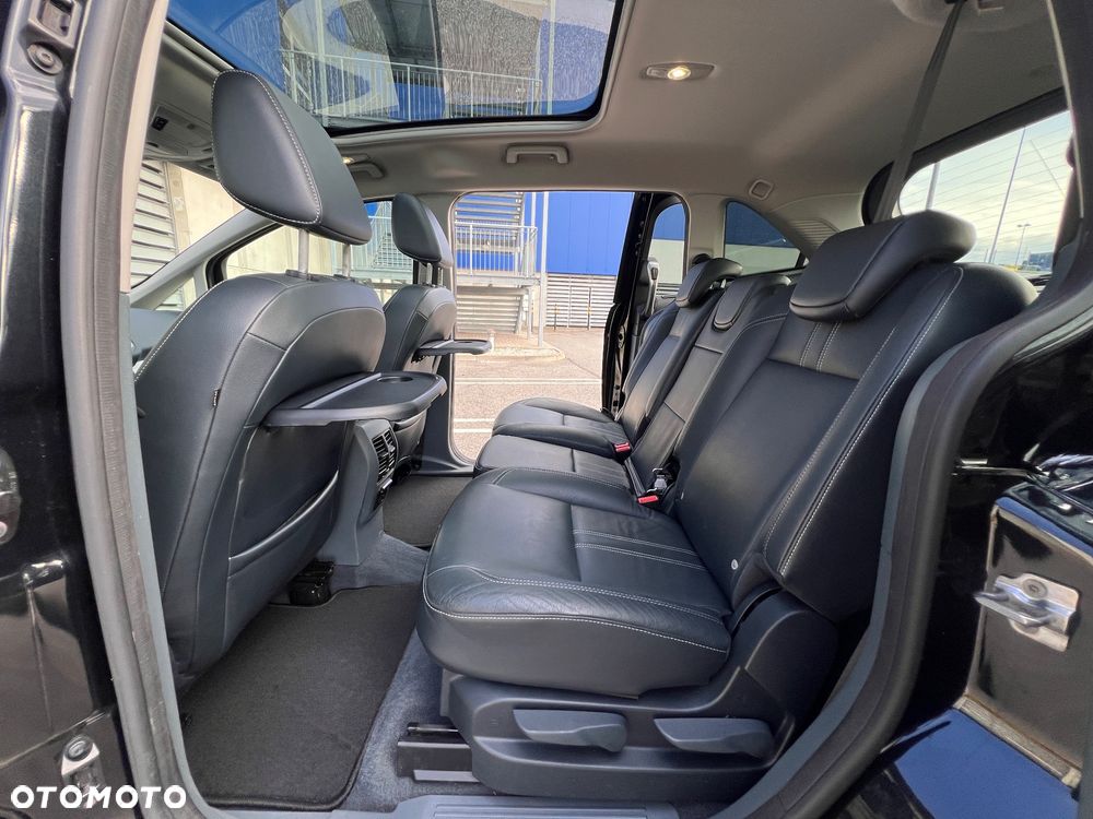 Ford Grand C-MAX - 27