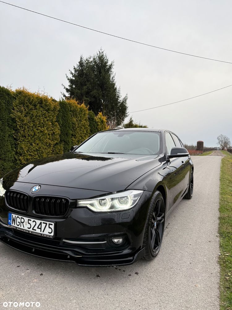 BMW Seria 3 318d - 1