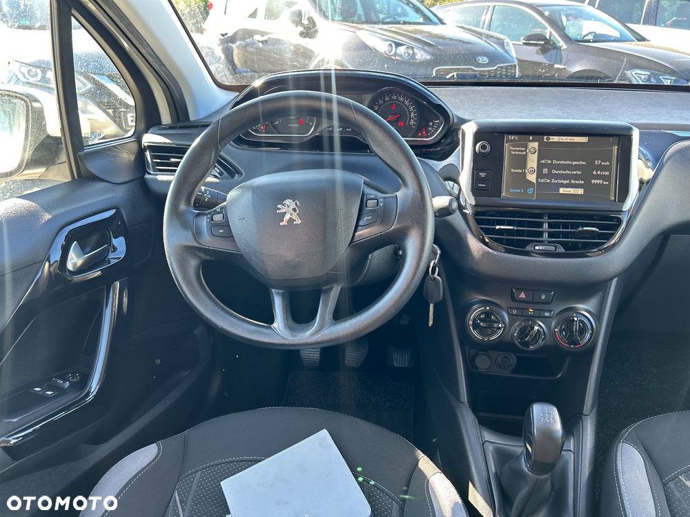 Peugeot 208 1.2 PureTech Active - 12
