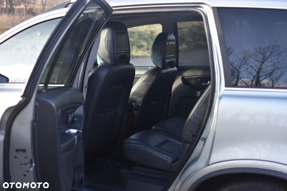 Volvo XC 90 V8 Executive - 12