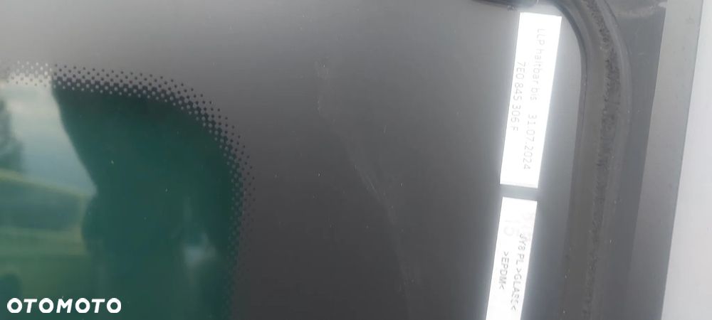 Szyba do drzwi bocznych L+ R VW T6 T6.1foto chrom - 4