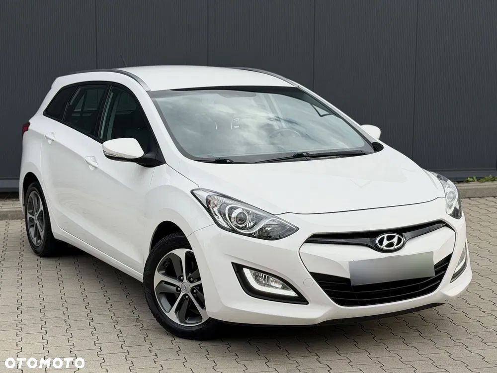Hyundai i30 i30cw 1.6 Fifa World Cup Edition - 41