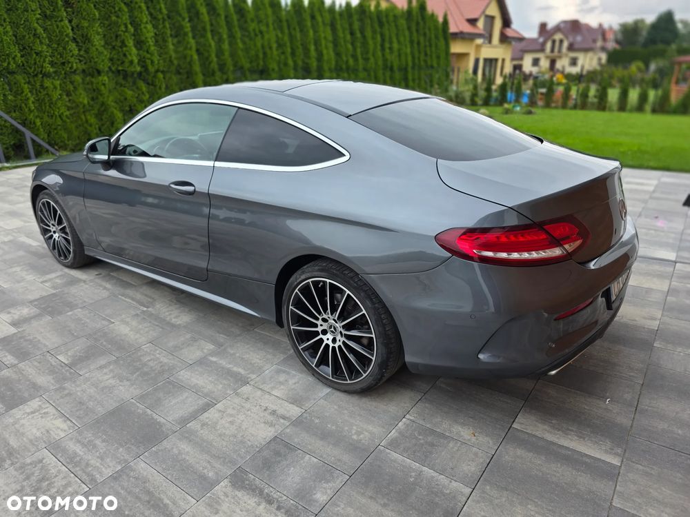 Mercedes-Benz C-Class 2016 photo 3