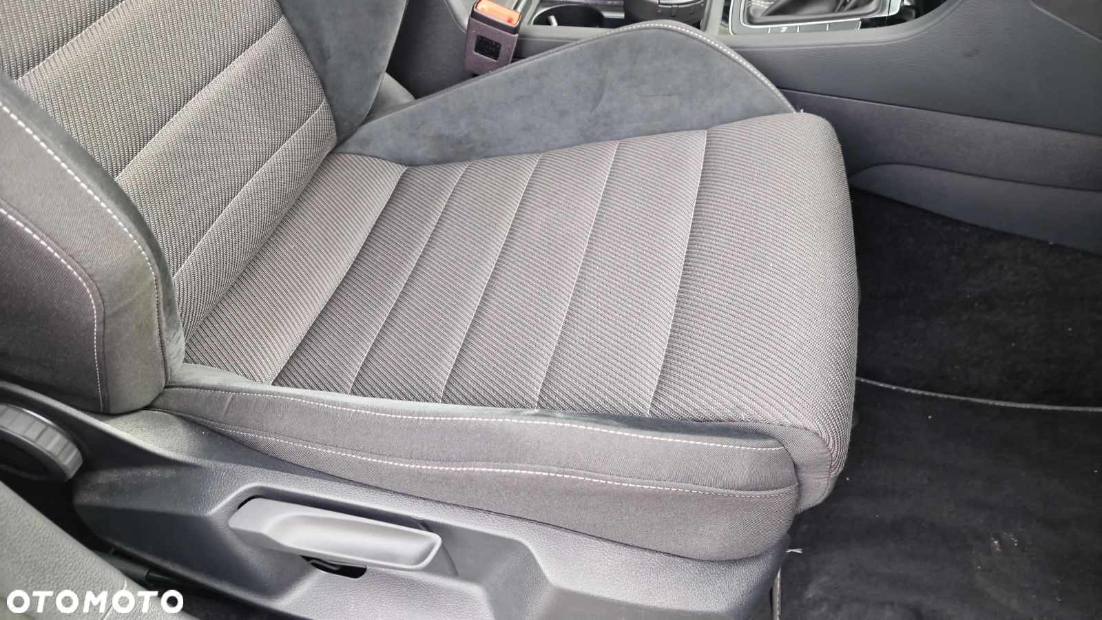 Volkswagen Golf VII 2.0 TSI BMT 4Mot R DSG - 24