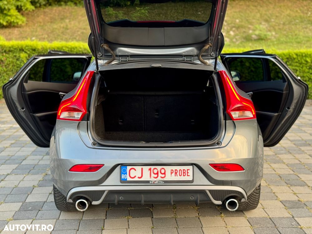 Volvo V40 D2 RDesign - 17