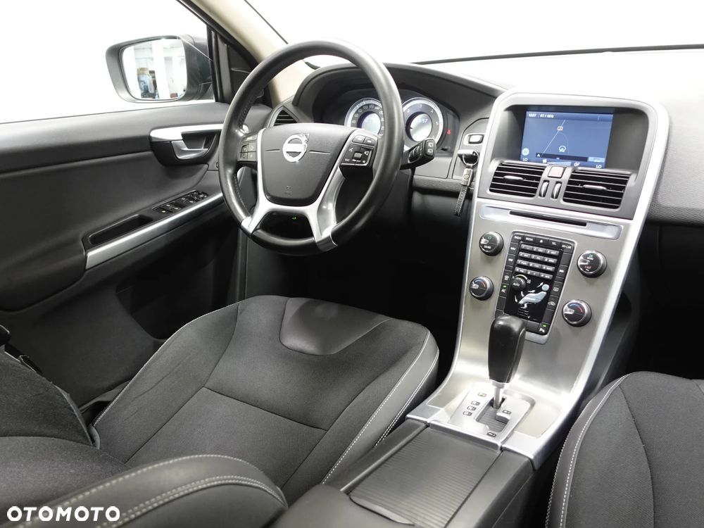 Volvo XC 60 - 32